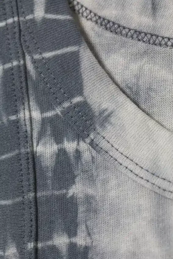 Tie-Dye Fitted Tank Top – Grey Tie-Dye Tie-Dye Fitted Tank Top – Grey Tie-Dye