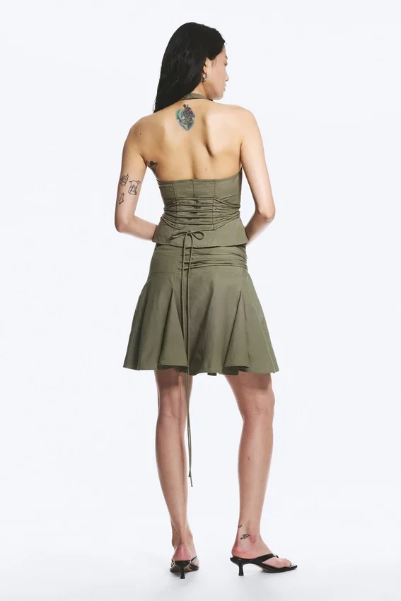 Tie Waist V-Neck Zip Halter Top – Khaki Green Tie Waist V-Neck Zip Halter Top – Khaki Green