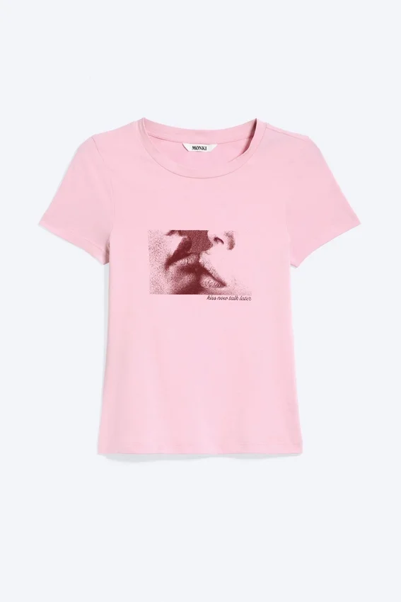 Tight Graphic Mini T-Shirt – Pink – Kiss Tight Graphic Mini T-Shirt – Pink – Kiss