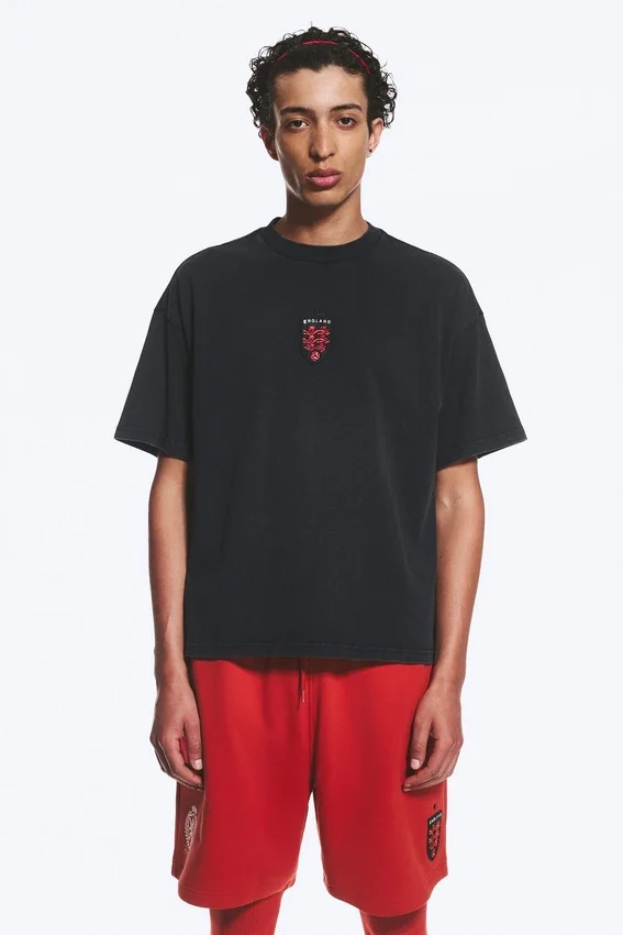 Toffs Loose Boxy Football T-Shirt – off Black Toffs Loose Boxy Football T-Shirt – off Black