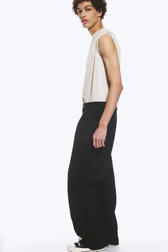 Uno Loose Suit Trousers – Black Uno Loose Suit Trousers – Black