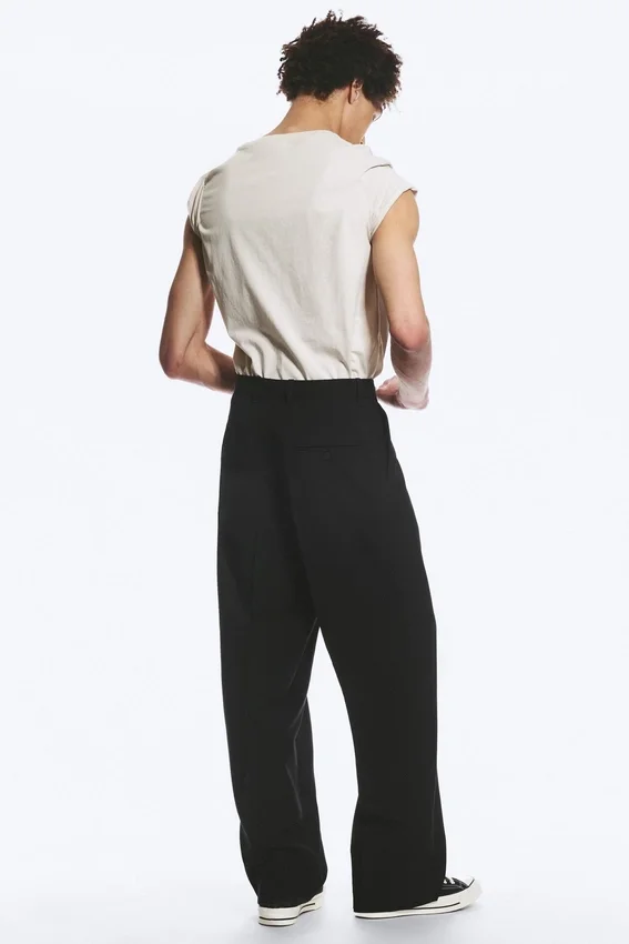 Uno Loose Suit Trousers – Black Uno Loose Suit Trousers – Black