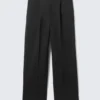 Uno Loose Suit Trousers – Black Uno Loose Suit Trousers – Black