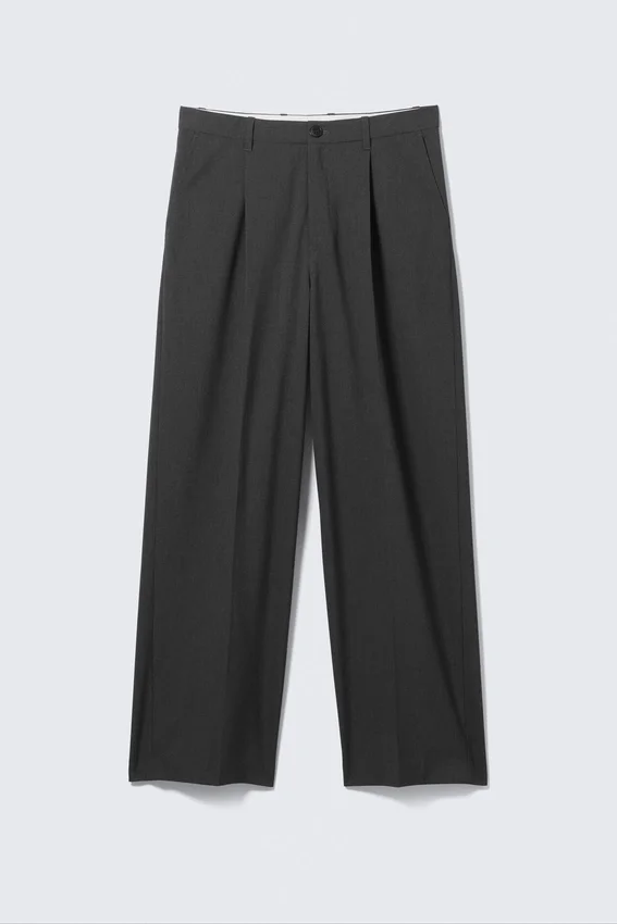 Uno Loose Suit Trousers – Dark Grey Uno Loose Suit Trousers – Dark Grey