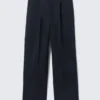Uno Loose Suit Trousers – Dark Navy Blue Uno Loose Suit Trousers – Dark Navy Blue
