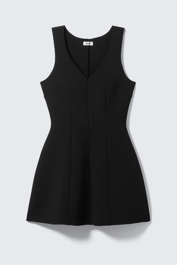 V-Neck Fit-And-Flare Scuba Dress – Black V-Neck Fit-And-Flare Scuba Dress – Black