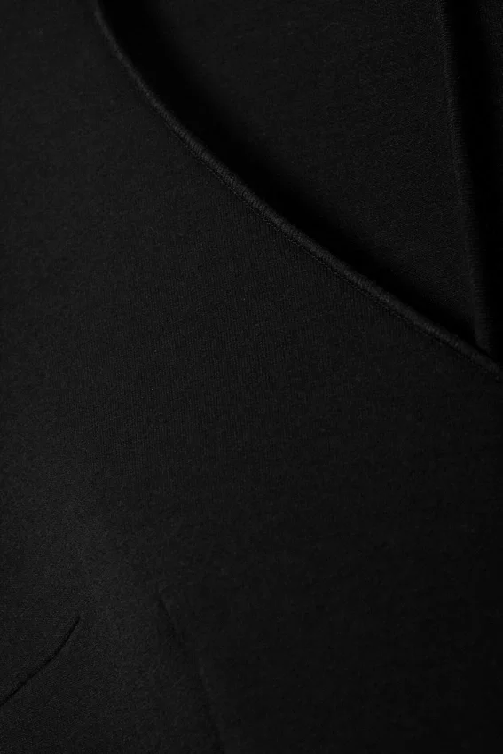 V-Neck Fit-And-Flare Scuba Dress – Black V-Neck Fit-And-Flare Scuba Dress – Black