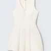 V-Neck Fit-And-Flare Scuba Dress – White V-Neck Fit-And-Flare Scuba Dress – White