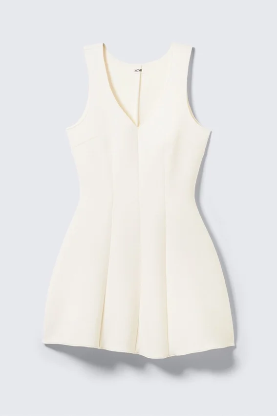V-Neck Fit-And-Flare Scuba Dress – White V-Neck Fit-And-Flare Scuba Dress – White