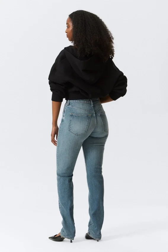 Vega Curve High Waisted Slim Jeans – Blue Horses – Medium Blue Vega Curve High Waisted Slim Jeans – Blue Horses – Medium Blue