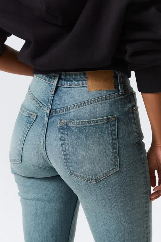 Vega Curve High Waisted Slim Jeans – Blue Horses – Medium Blue Vega Curve High Waisted Slim Jeans – Blue Horses – Medium Blue