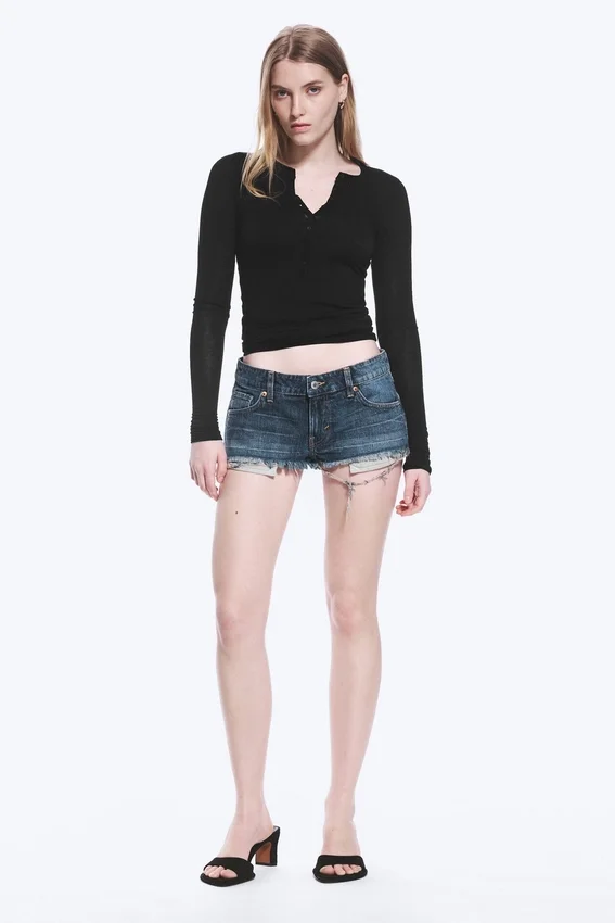 Venus Frayed Low Rise Denim Hotpants – Blue Hymn – Medium Blue Venus Frayed Low Rise Denim Hotpants – Blue Hymn – Medium Blue