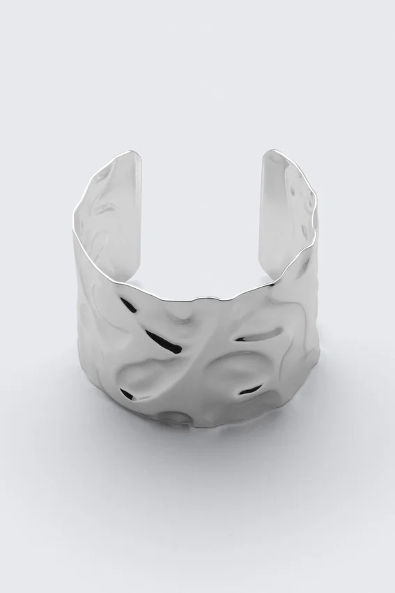 Wide Hammered Bangle – Silver Wide Hammered Bangle – Silver