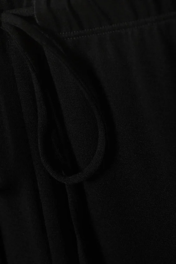 Wide-Leg Pull-On Lyocell Trousers – Black Wide-Leg Pull-On Lyocell Trousers – Black
