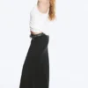 Wide Mid Rise Maxi Skirt – Black Wide Mid Rise Maxi Skirt – Black