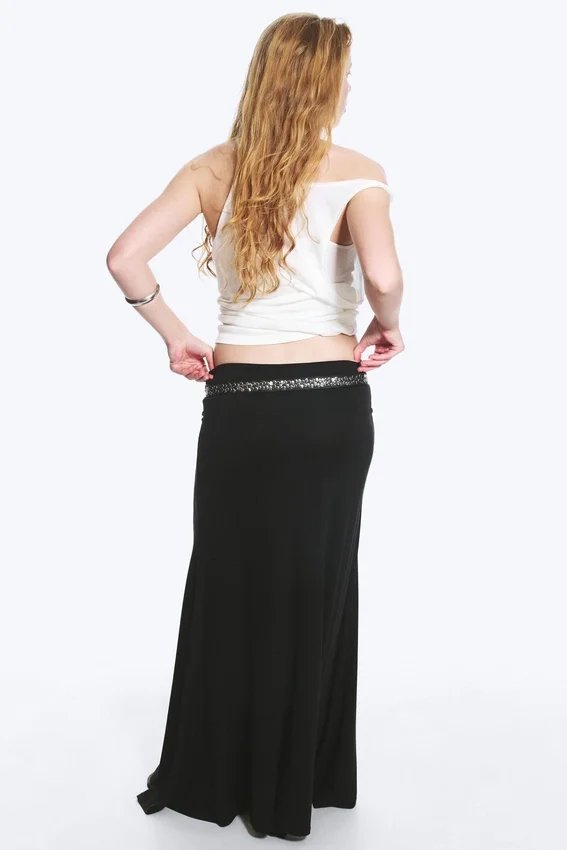 Wide Mid Rise Maxi Skirt – Black Wide Mid Rise Maxi Skirt – Black