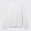 Wide Oversized Long-Sleeved T-Shirt – White Wide Oversized Long-Sleeved T-Shirt – White