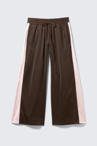 Wide Relaxed Fit Track Trousers – Dark Brown – Pink Stripes