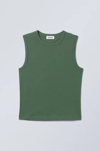 Wide Shoulder Fitted Tank Top – Dark Green