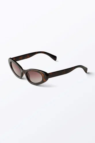 Winged Cat-Eye Sunglasses – Tortoise – Red Tinted Lenses