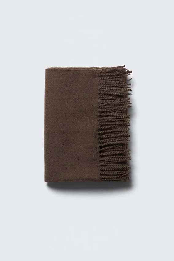 Wool Blend Fringe-Edge Blanket Scarf – Dark Brown Wool Blend Fringe-Edge Blanket Scarf – Dark Brown