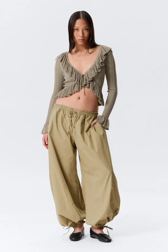 Yulia B Frilled Knitted V-Neck Cardigan – Dusty Khaki Green Yulia B Frilled Knitted V-Neck Cardigan – Dusty Khaki Green