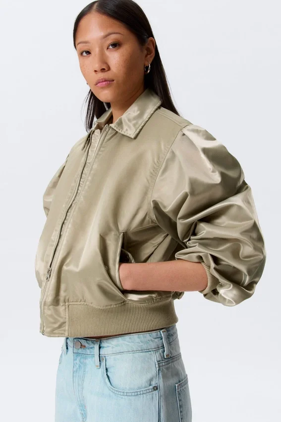 Yulia B Loose Nylon Bomber Jacket – Light Khaki Green Yulia B Loose Nylon Bomber Jacket – Light Khaki Green