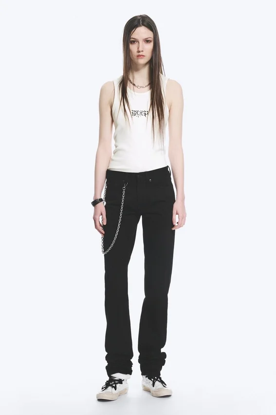 Yungblud Low Rise Slim Straight Leg Jeans – Black Yungblud Low Rise Slim Straight Leg Jeans – Black