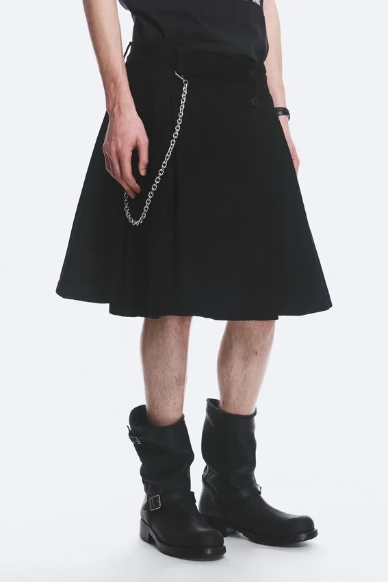 Yungblud Mid Rise Denim Kilt – Black Yungblud Mid Rise Denim Kilt – Black