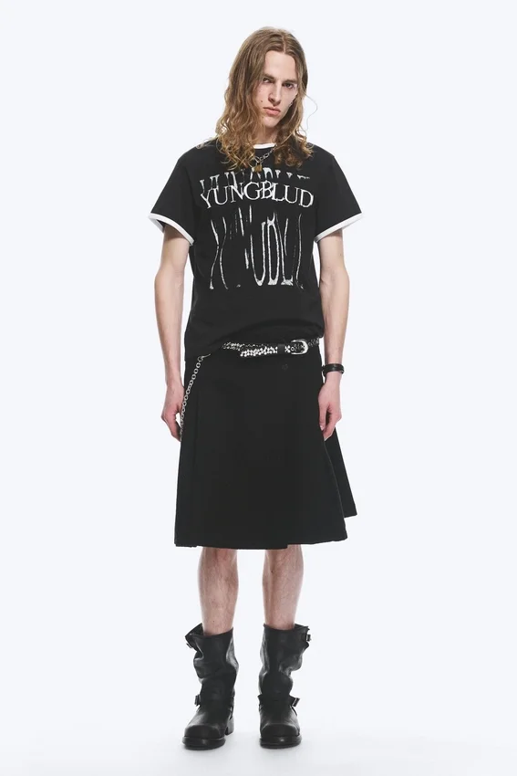 Yungblud Printed Ringer Tee – Off-Black Yungblud Printed Ringer Tee – Off-Black