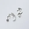 Zig-Zag Hoop Earrings – Silver Zig-Zag Hoop Earrings – Silver
