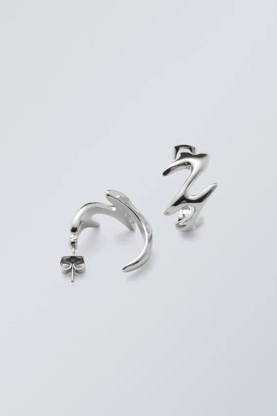 Zig-Zag Hoop Earrings – Silver Zig-Zag Hoop Earrings – Silver